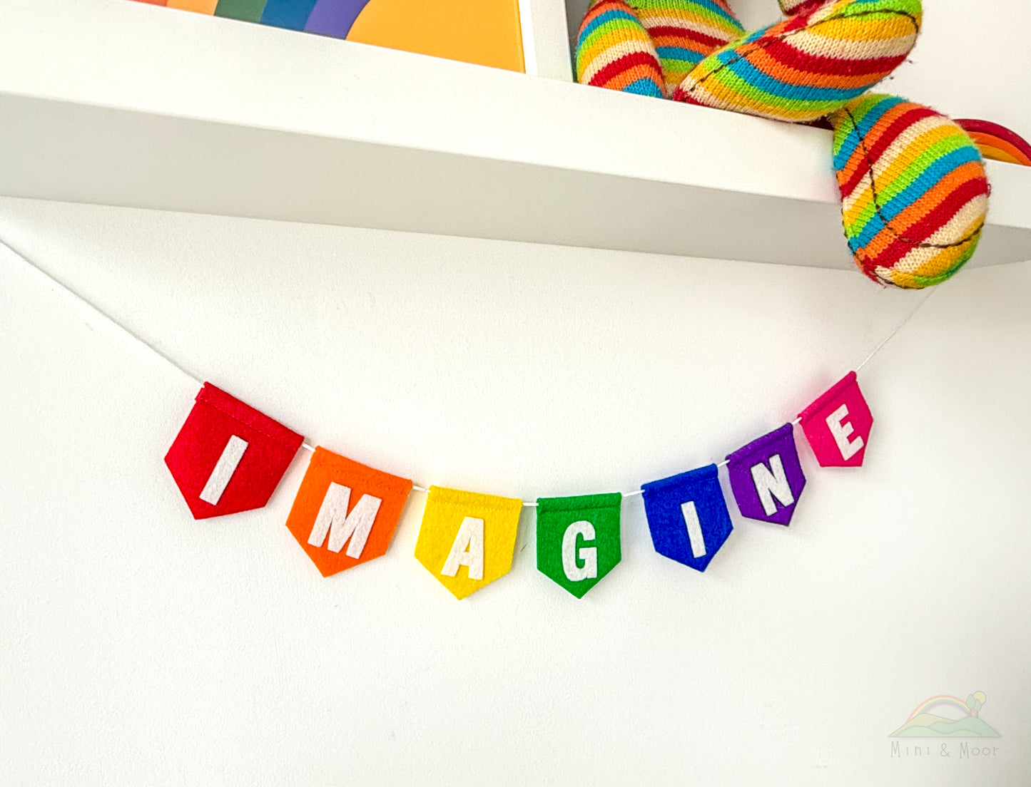 Small ‘Imagine’ Bunting